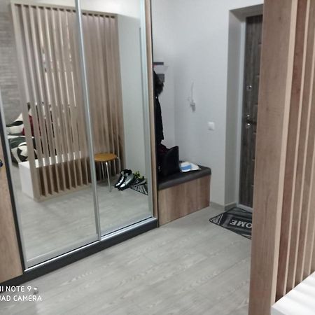 Lux Apartment & Центр,Жк Театральний Rivne Eksteriør bilde