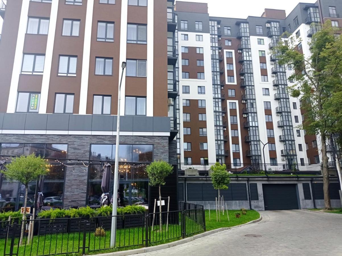 Lux Apartment & Центр,Жк Театральний Rivne Eksteriør bilde