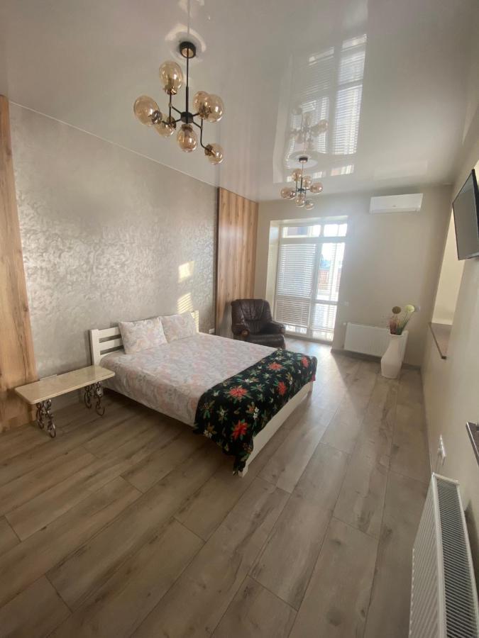 Lux Apartment & Центр,Жк Театральний Rivne Eksteriør bilde