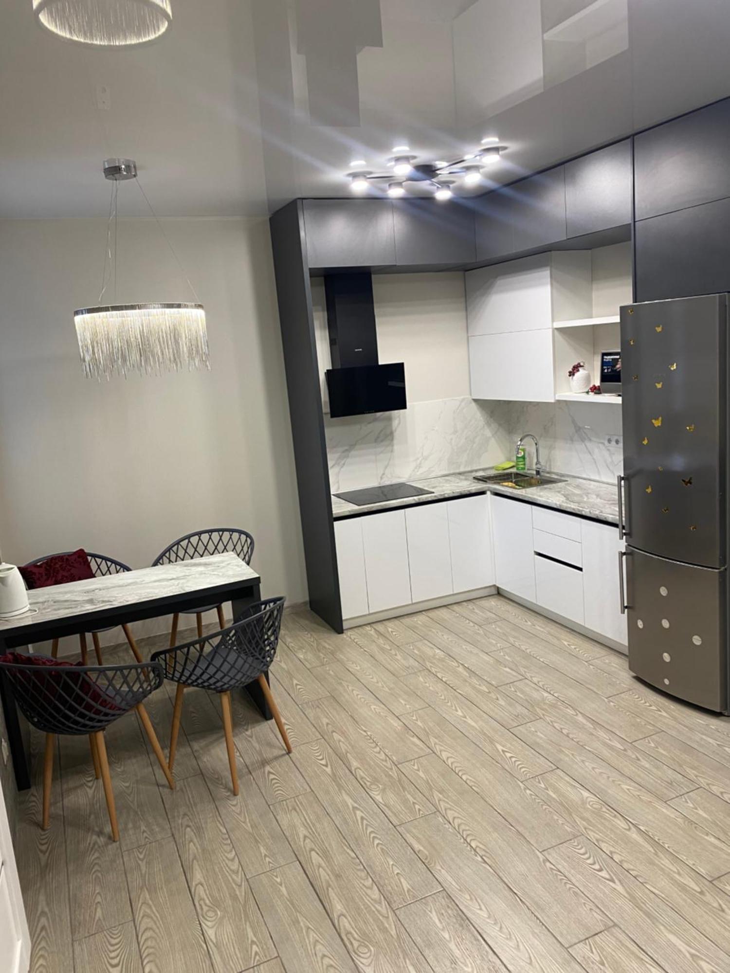 Lux Apartment & Центр,Жк Театральний Rivne Eksteriør bilde