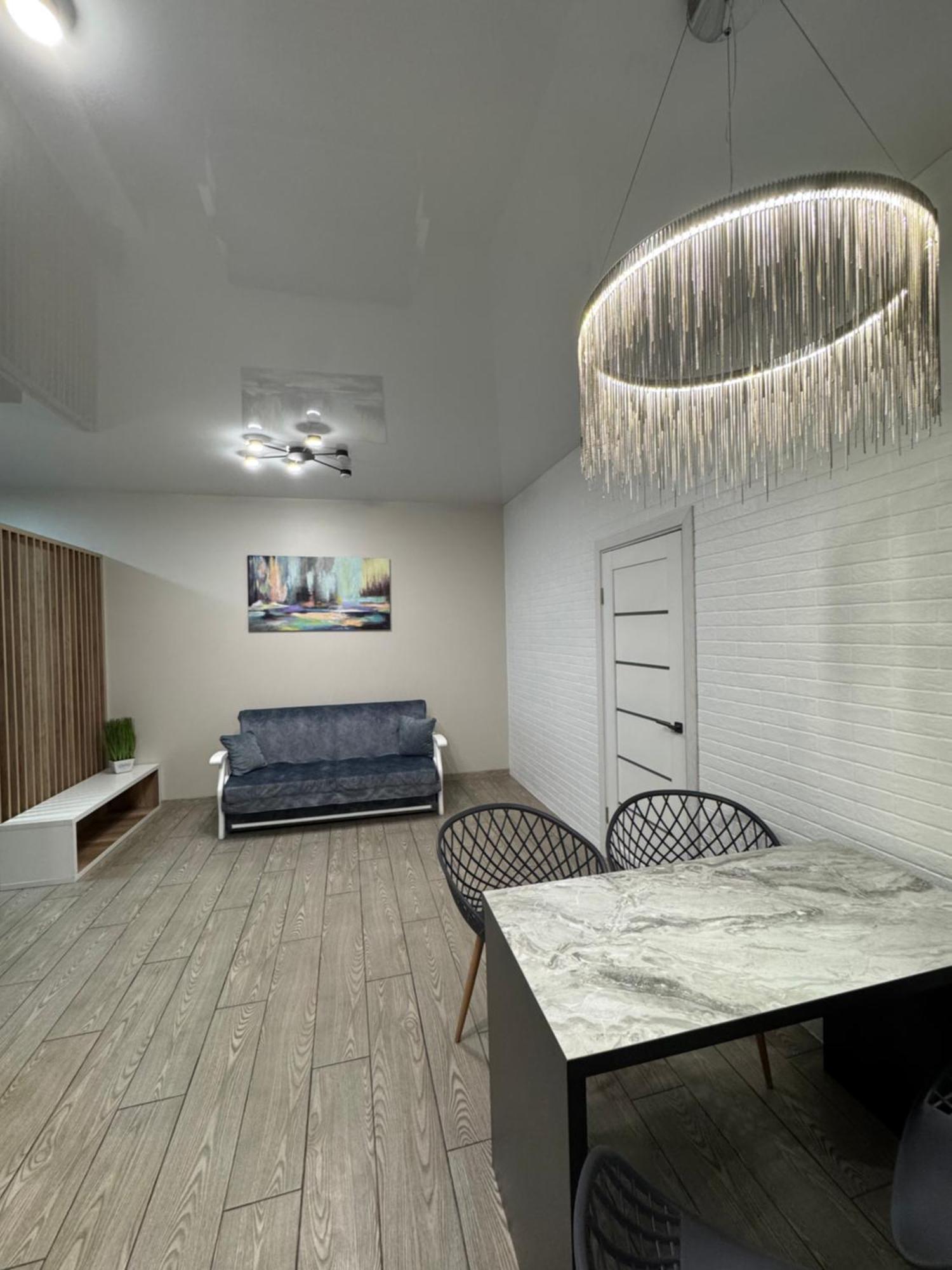 Lux Apartment & Центр,Жк Театральний Rivne Eksteriør bilde