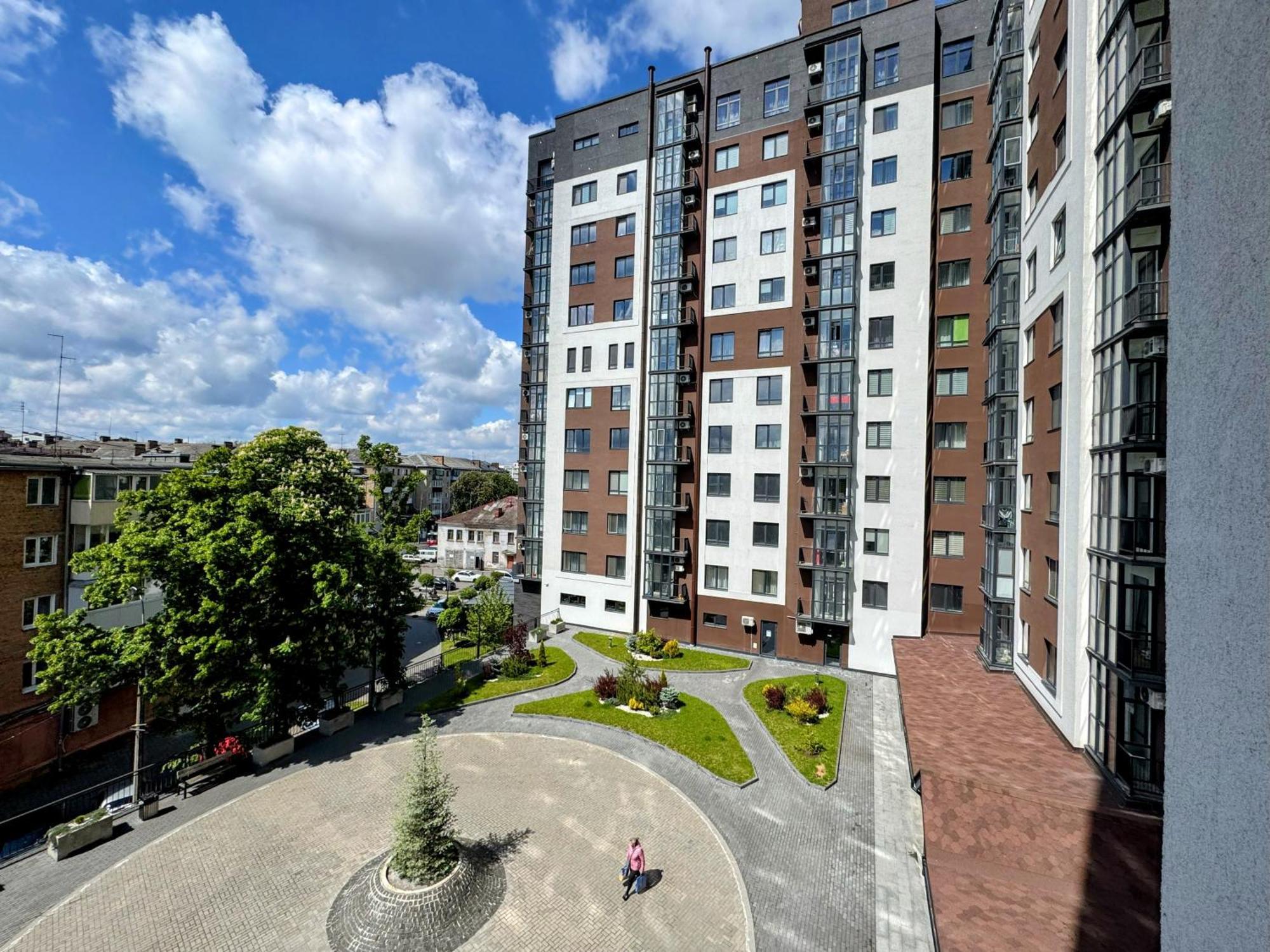 Lux Apartment & Центр,Жк Театральний Rivne Eksteriør bilde