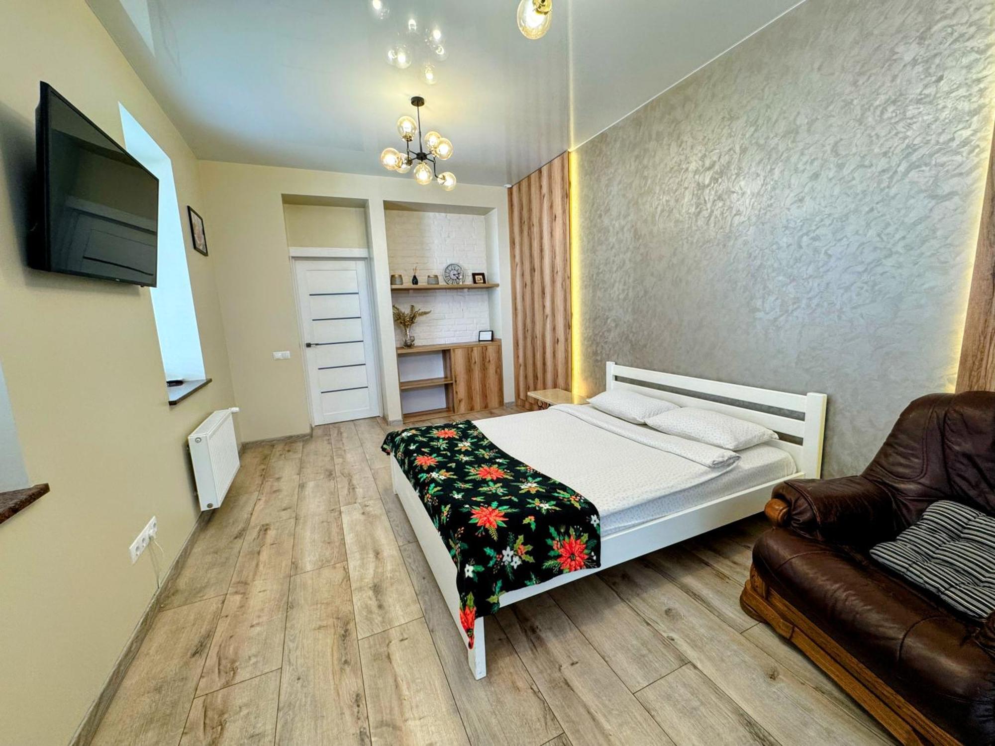 Lux Apartment & Центр,Жк Театральний Rivne Eksteriør bilde